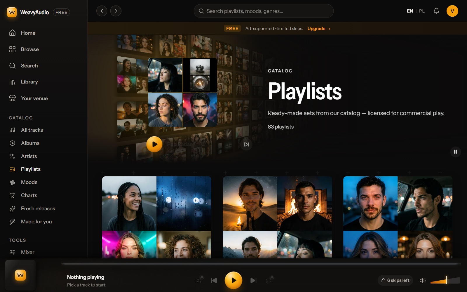 Página de listas de reproducción: muro de portadas verticales, el título Playlists, 83 playlists y tres tarjetas grandes con collage de portadas